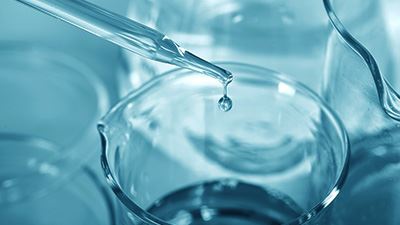 chlorine drop into water